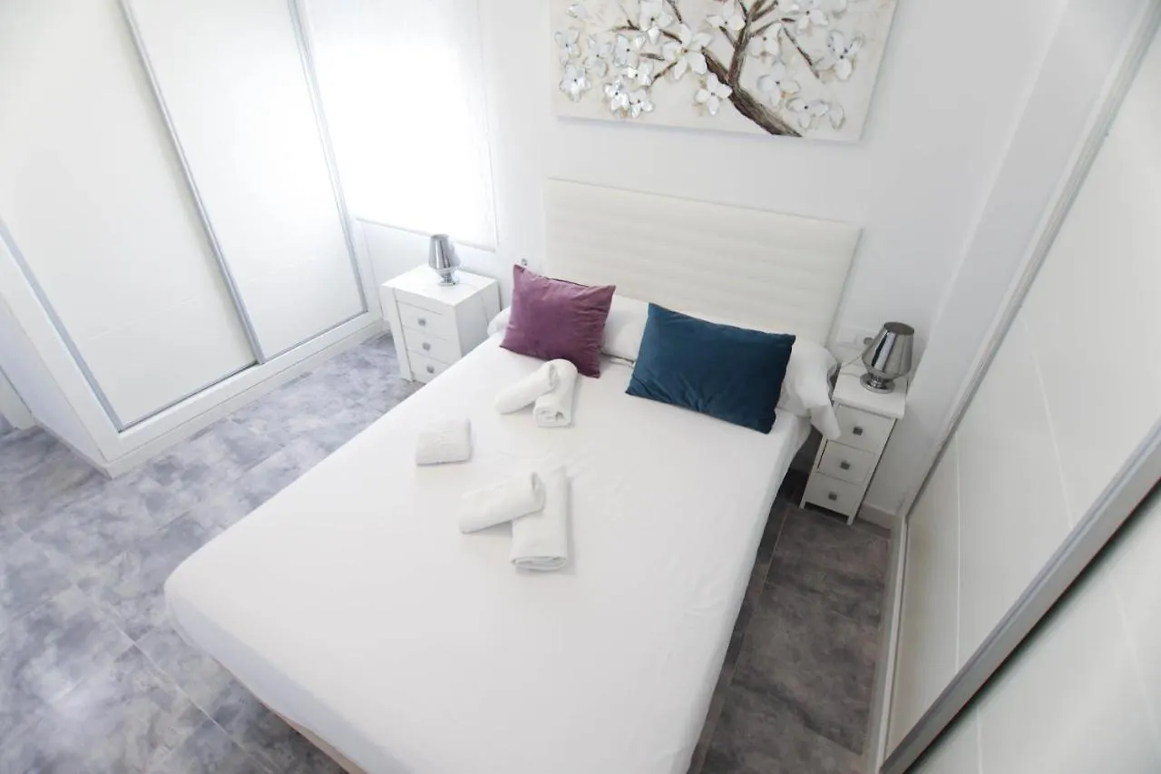 RentalSevilla Apartamento de 3 dormitorios en Triana España
