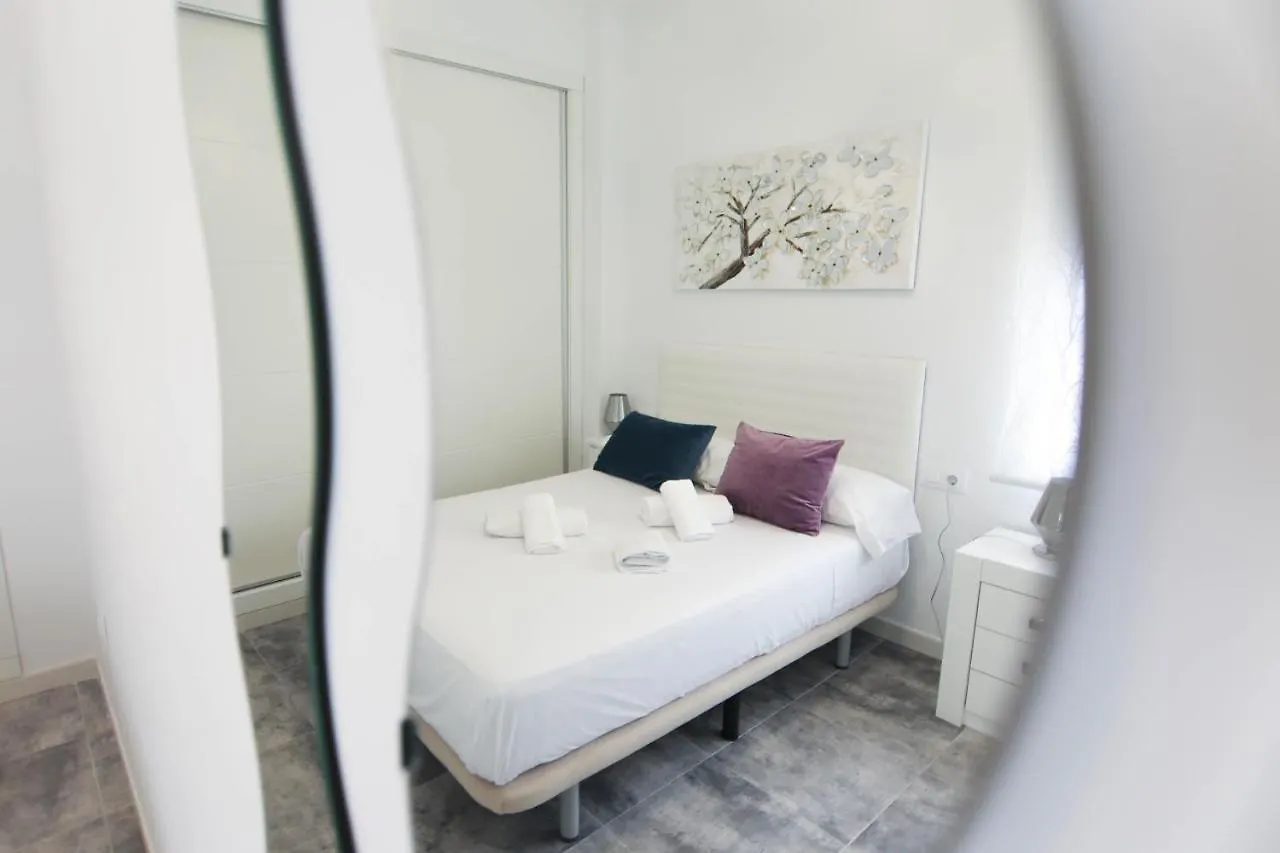 RentalSevilla Apartamento de 3 dormitorios en Triana Sevilla